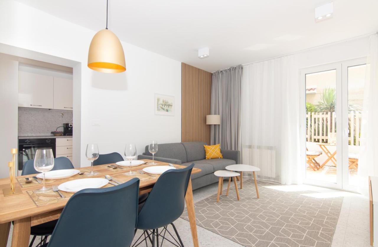 The Rose Garden Apartments ปอร์โตรอซ ภายนอก รูปภาพ